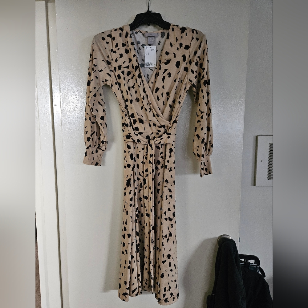 H&M Beige & Black Leopard Print Patterned 3/4 Length Sleeve Wrap Dress - Size S